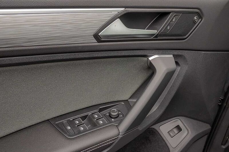 SEAT Tarraco Xperience 1.5 TSI DSG+AHK+Pano+XL Klima