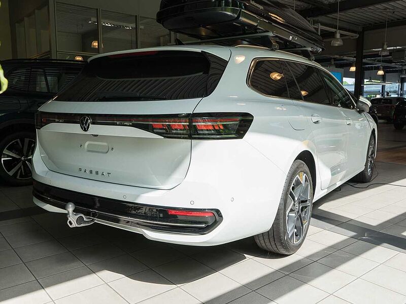Volkswagen Passat Variant 2.0 TDI DSG Elegance+AHK REDUZIERT