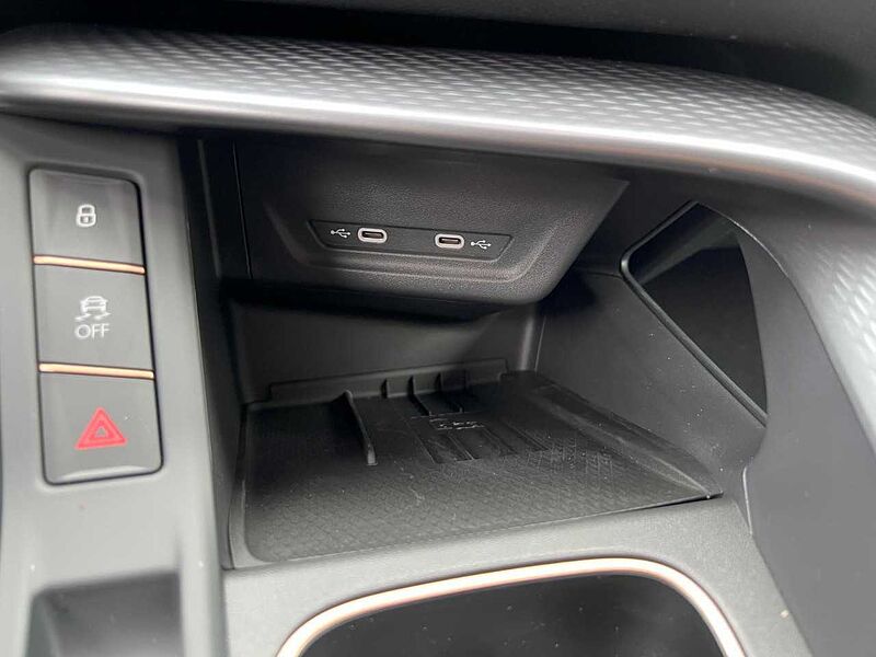 CUPRA Terramar 1.5 eTSI 110kW (150PS) 7-Gang-DSG