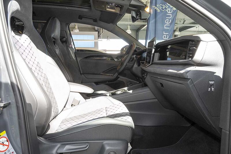 Volkswagen Tayron R-Line 2,0 l TDI SCR 4MOTION 142 kW (193 PS) 7-Gang-Doppelkupplungsgetrie