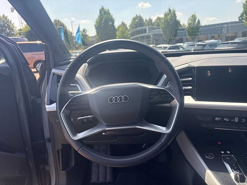 Audi Q4 Sportback 35 e-tron S Line *KAMERA / BLACK STYLE / DSP*