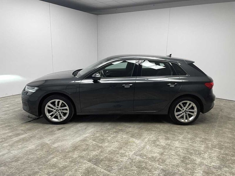Audi A3 Sportback 40 TFSI e-tron Klima Einparkhilfe