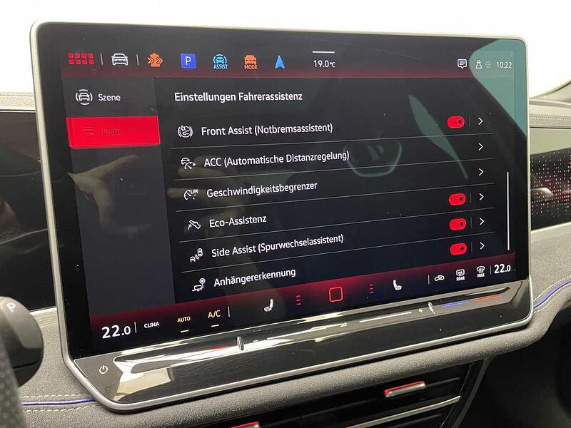 Volkswagen Passat Variant 1.5 TSI DSG eHybrid R-Line Klima