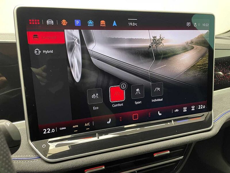 Volkswagen Passat Variant 1.5 TSI DSG eHybrid R-Line Klima