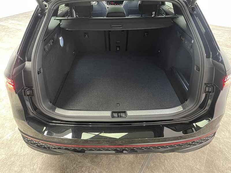 Volkswagen Passat Variant 1.5 TSI DSG eHybrid R-Line Klima