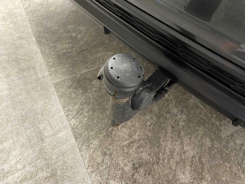 Audi A6 Avant 55 TFSIe quattro S-line Klima Navi