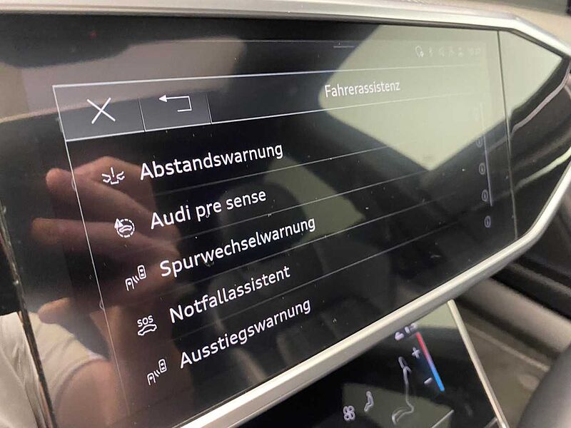 Audi A6 Avant 55 TFSIe quattro S-line Klima Navi