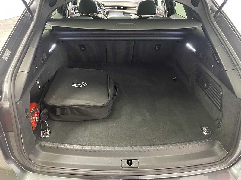 Audi A6 Avant 55 TFSIe quattro S-line Klima Navi