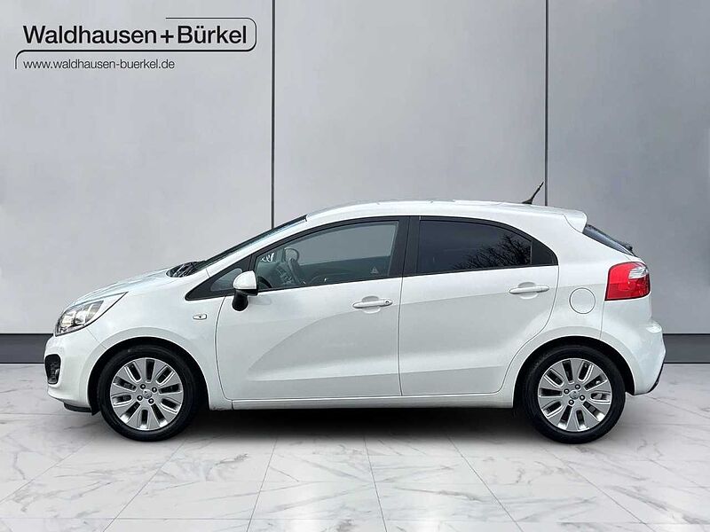 Kia Rio 1.2 FIFA World Cup Edition *PDC*SHZG*BT*KLIM