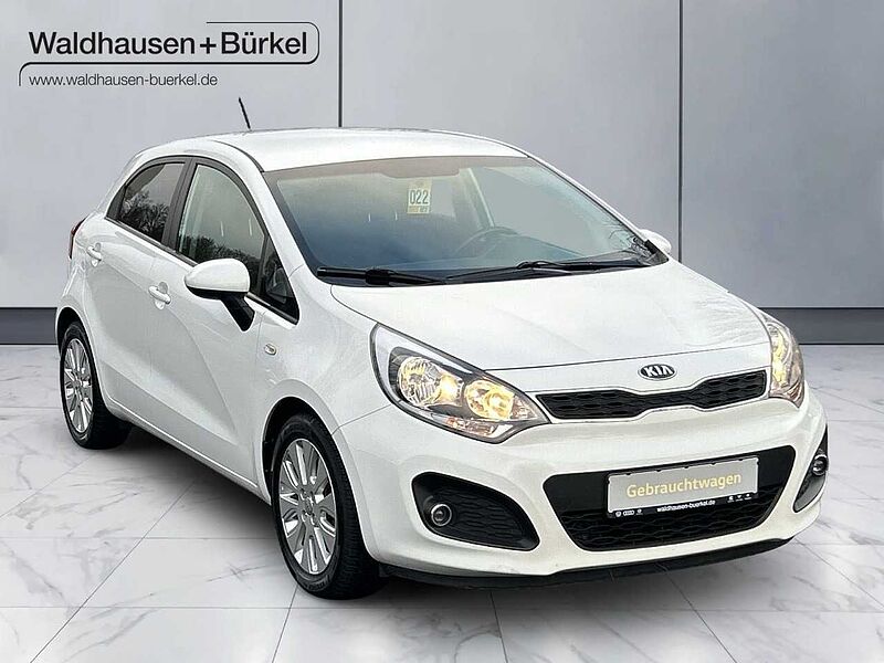 Kia Rio 1.2 FIFA World Cup Edition *PDC*SHZG*BT*KLIM