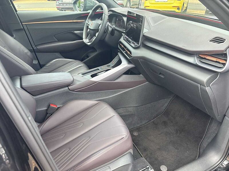CUPRA Terramar 1.5 e-Hybrid 200 kW VZ*SENN*MATRIX*PANO