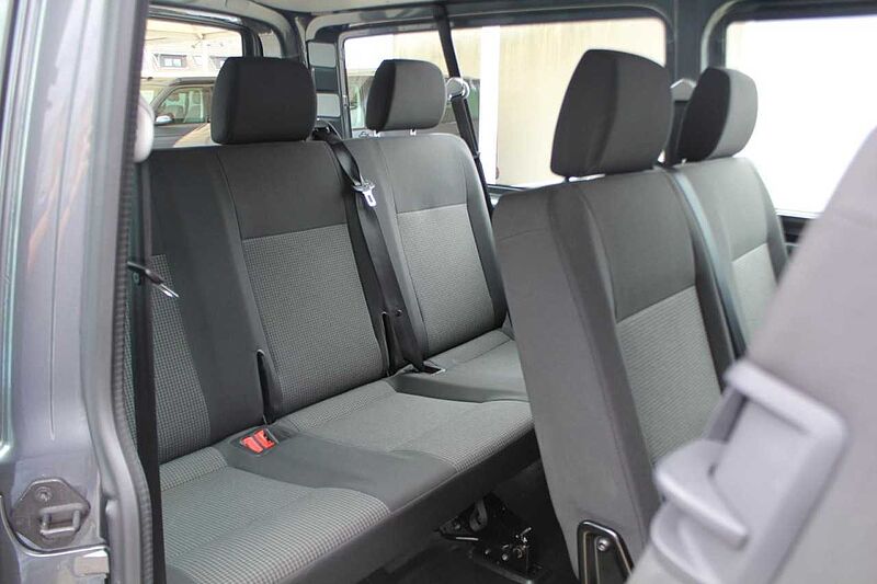 Volkswagen T6.1 KOMBI LANG 2.0 TDI / 9 - SITZER / FLÜGELTÜREN / APP CONNECT / T6