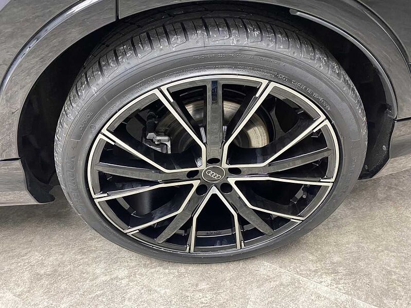 Audi Q7 50 TDI quattro S line Klima Navi