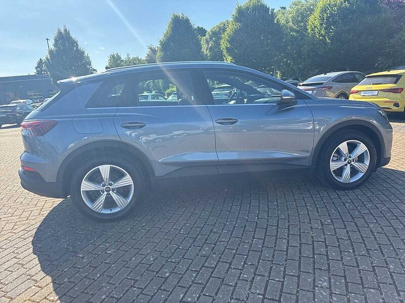 Audi Q4 35 e-tron *NAVI / ADVANCED KEY / STANDKLIMA*