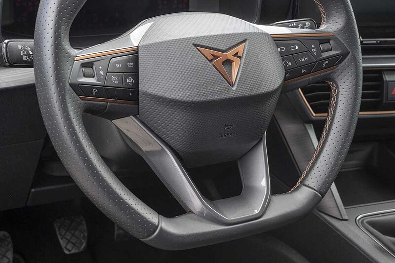 CUPRA Formentor 1.5 TSI +LED Klima Sitzheizung