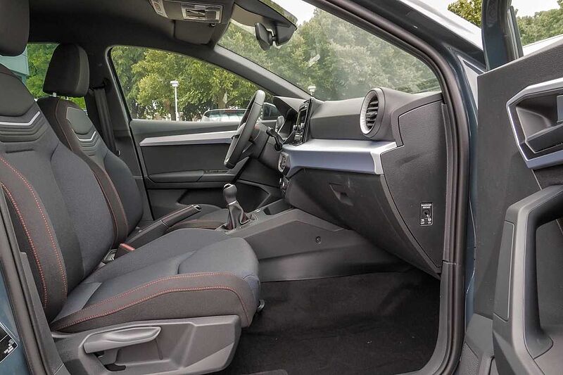 SEAT Ibiza FR 1.0 TSI 85 kW LED+FullLink+Kamera