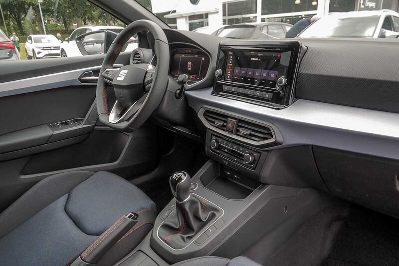 SEAT Ibiza FR 1.0 TSI 85 kW LED+FullLink+Kamera