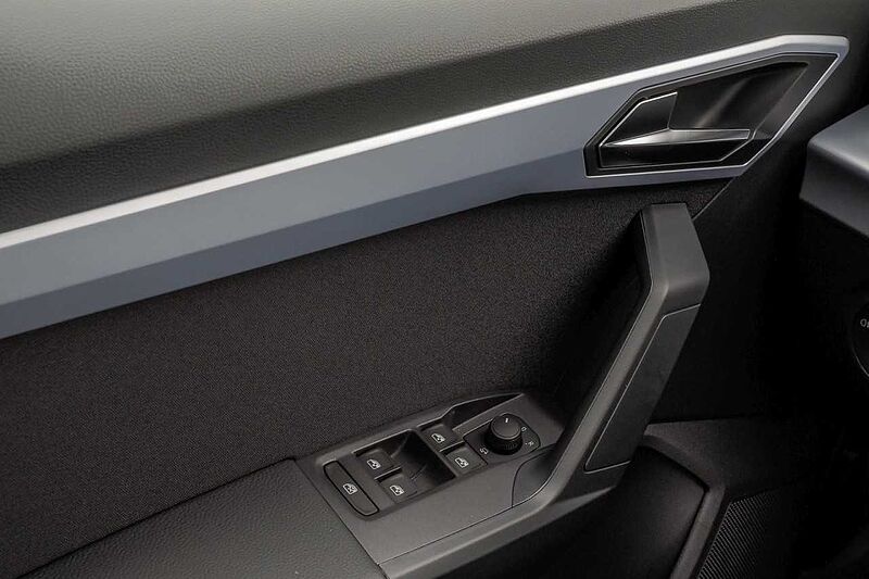 SEAT Ibiza FR 1.0 TSI 85 kW LED+NAVI+Kamera+FullLink