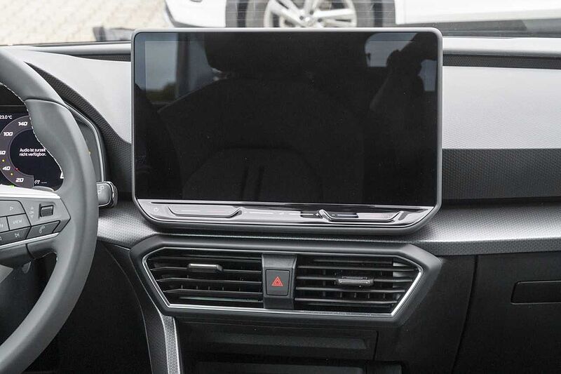 SEAT Leon Road Edition 1.5 eTSI Kamera+Navi+SitzHZ+FullLink