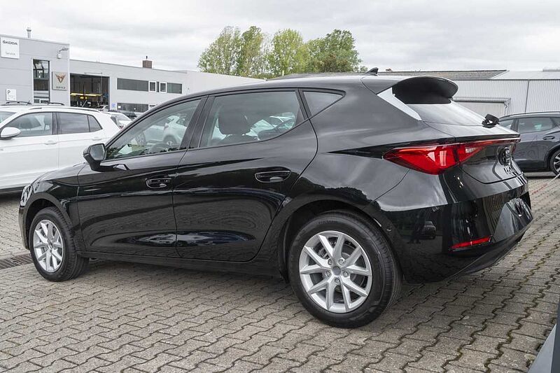 SEAT Leon Road Edition 1.5 eTSI Kamera+Navi+SitzHZ+FullLink