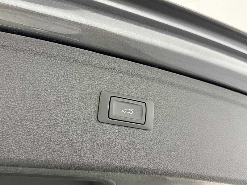 Audi Q5 50 TFSI e quattro S line Klima Navi