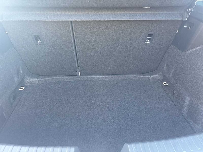 SEAT LEON STYLE EDITION 2.0 TDI ACC+AHK+RFK+LED+PDC+