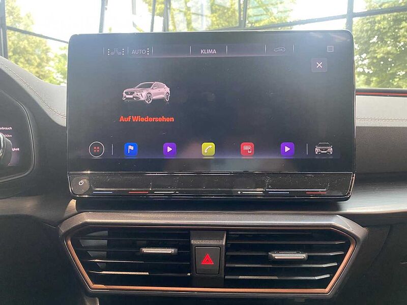 CUPRA FORMENTOR VZ 2.0 TSI 4DRIVE AKRAPOVIC+PANO+AHK+