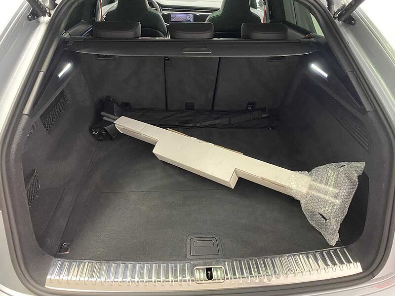 Audi SQ8 4.0 TFSI quattro competition 23 Zoll + Pano