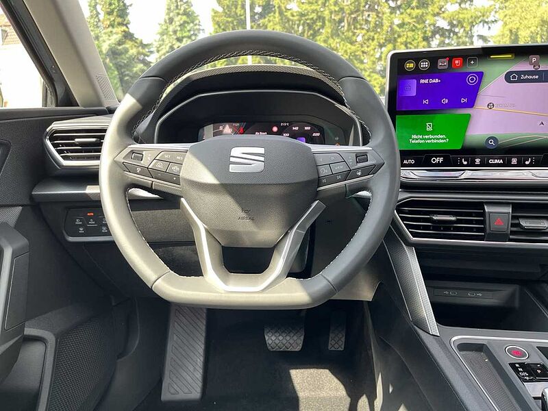 SEAT LEON ROAD EDITION 1.5 eTSI 150PS DSG+RFK+CARPLAY