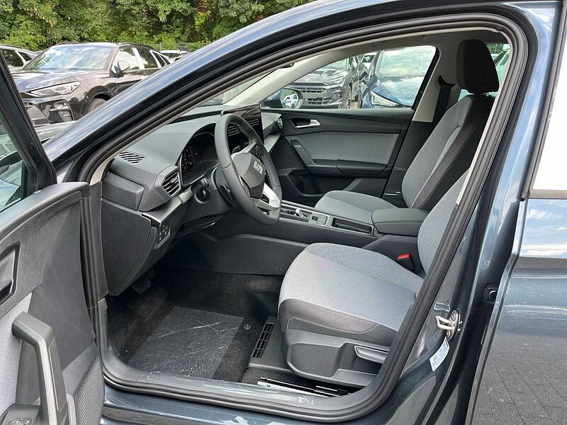 SEAT LEON ROAD EDITION 1.5 eTSI 150PS DSG+RFK+CARPLAY