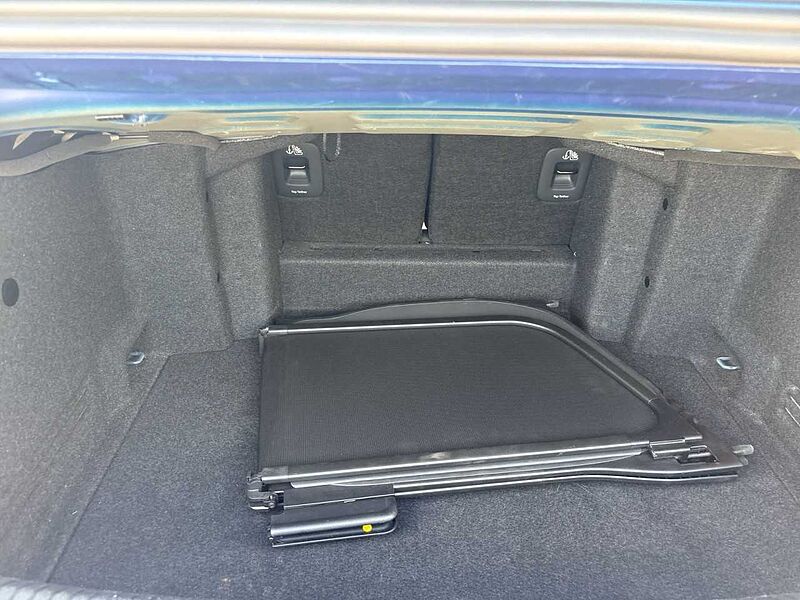 Volkswagen T-Roc Cabriolet 1.5 TSI DSG R-Line*AHK*BEATS*APP*