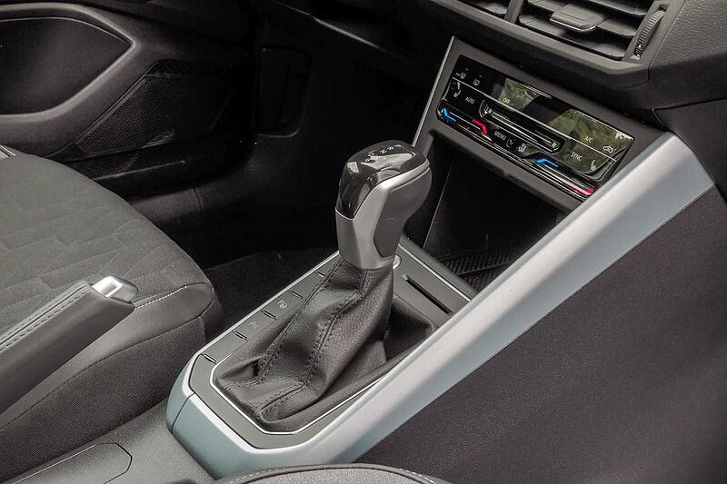 Volkswagen Taigo 1.0 TSI DSG Goal +AHK+Kamera+Navi Klima