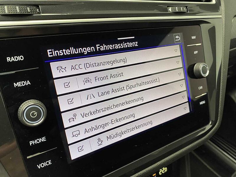 Volkswagen Tiguan Allspace 2.0 TSI DSG R-Line 4Motion 7-Sitzer
