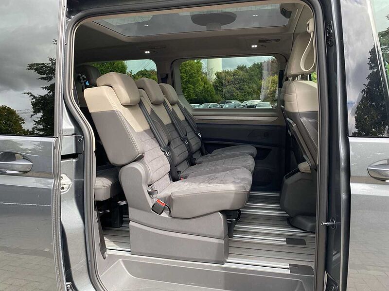 Volkswagen T7 Multivan 2.0 TSI DSG Life Navi
