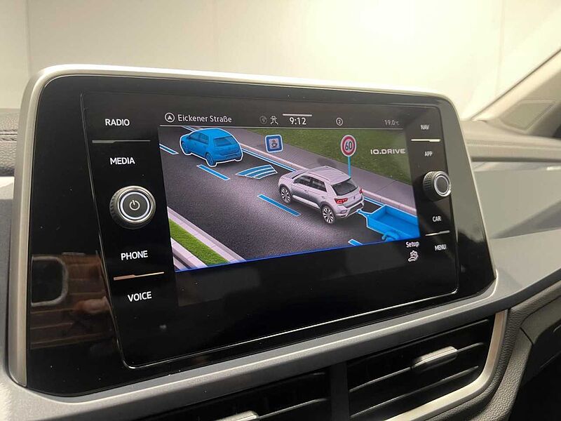 Volkswagen T-Roc 1.5 TSI DSG Style Klima Navi