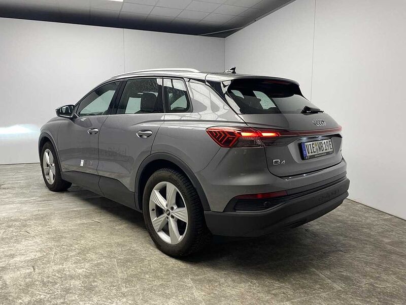 Audi Q4 35 e-tron Klima Navi Einparkhilfe