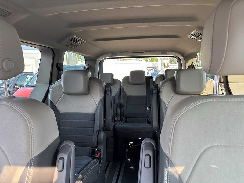 Volkswagen NFZ Multivan Life Motor: 2,0 l TSI OPF 150 kW Getriebe: 7-Gang-Doppelkupplungsge T7