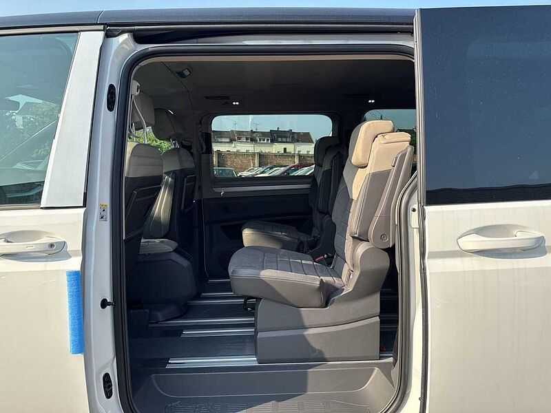 Volkswagen NFZ Multivan Life Motor: 2,0 l TSI OPF 150 kW Getriebe: 7-Gang-Doppelkupplungsge T7