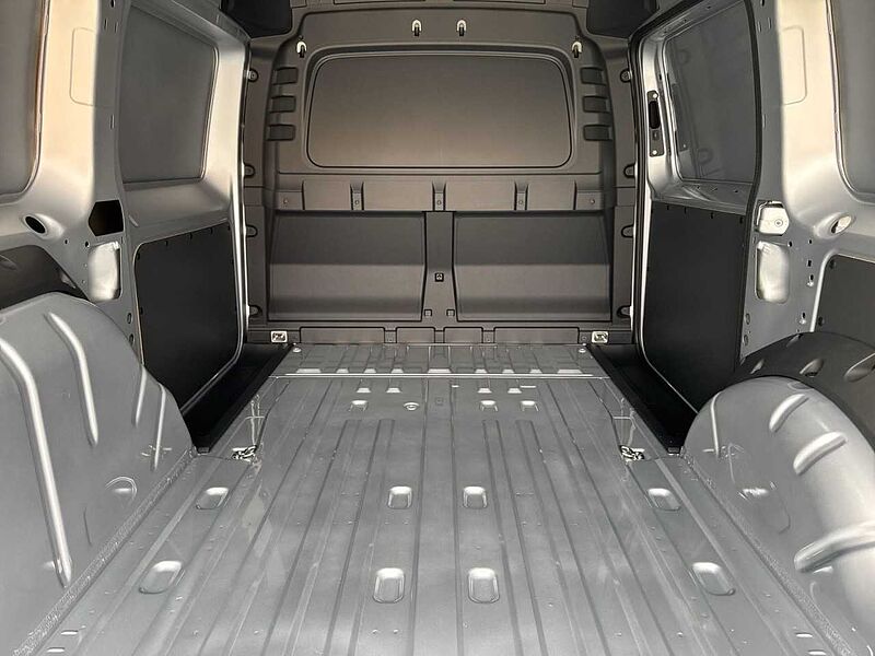 Volkswagen Caddy Cargo Maxi Motor: 2,0 l TDI EU6 SCR 90 kW Getriebe: 7-Gang-Doppelkupplungs