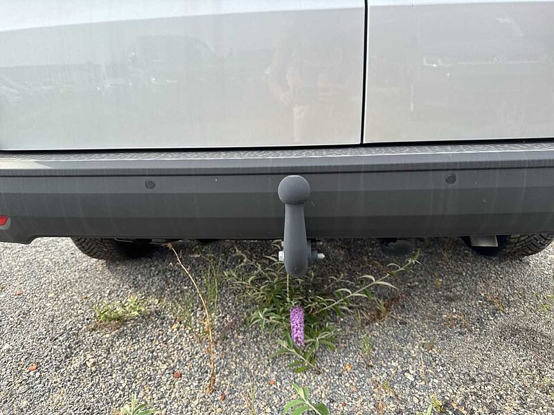 Volkswagen Caddy Cargo Maxi Motor: 2,0 l TDI EU6 SCR 90 kW Getriebe: 7-Gang-Doppelkupplungs