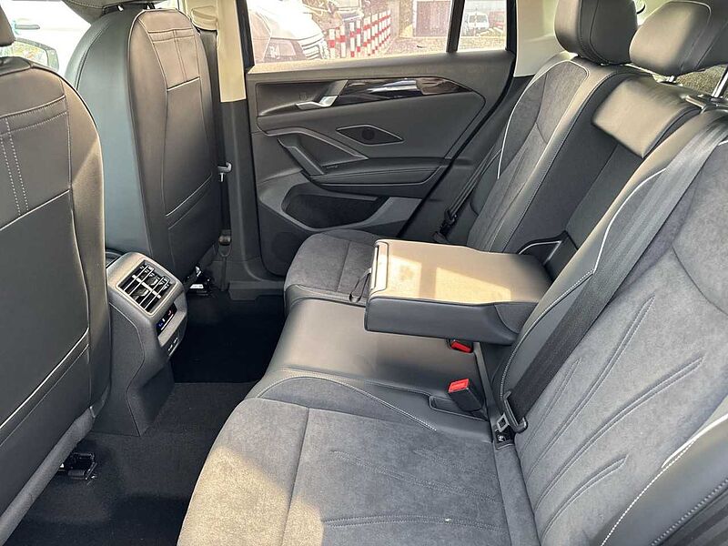 Volkswagen Tiguan Elegance 1,5 l eTSI OPF 110 kW (150 PS) 7-Gang-Doppelkupplungsgetriebe DS