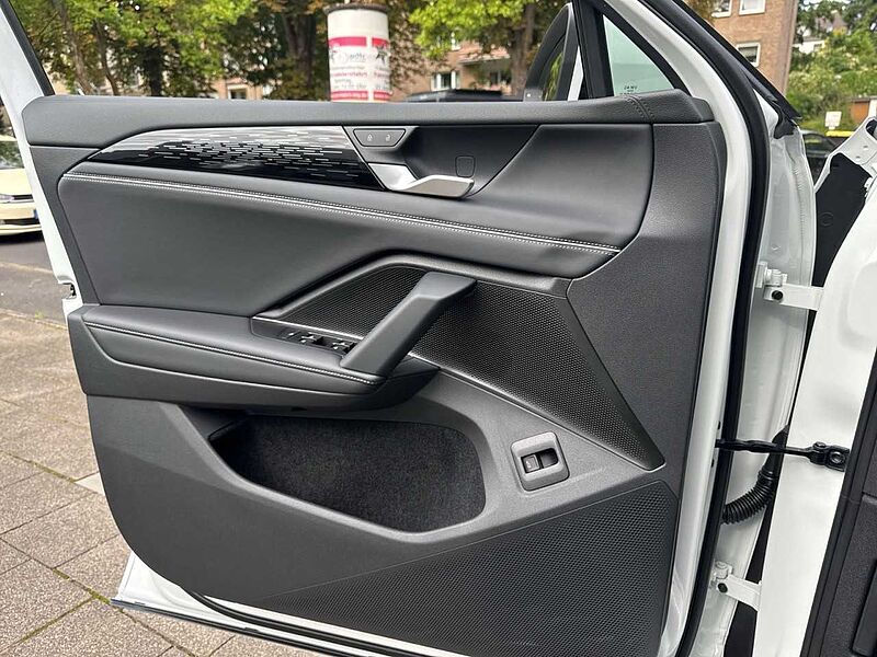 Volkswagen Tayron Elegance 1,5 l eTSI OPF 110 kW (150 PS) 7-Gang-Doppelkupplungsgetriebe DS