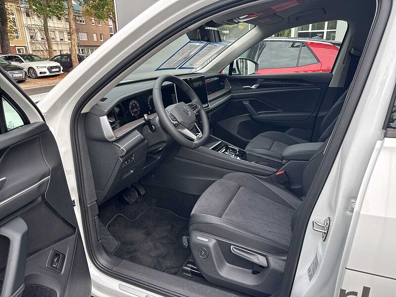 Volkswagen Tayron Elegance 1,5 l eTSI OPF 110 kW (150 PS) 7-Gang-Doppelkupplungsgetriebe DS