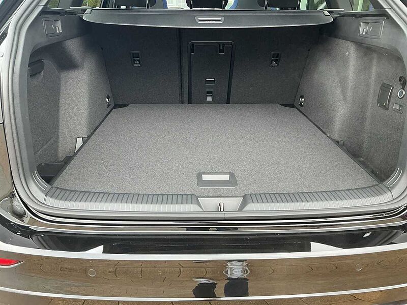 Volkswagen Golf Variant R 2,0 l TSI OPF 4MOTION 245 kW (333 PS) 7-Gang-Doppelkupplungsgetri