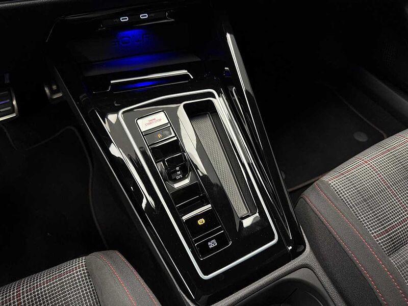 Volkswagen Golf VIII GTI 2.0 TSI DSG Klima Navi
