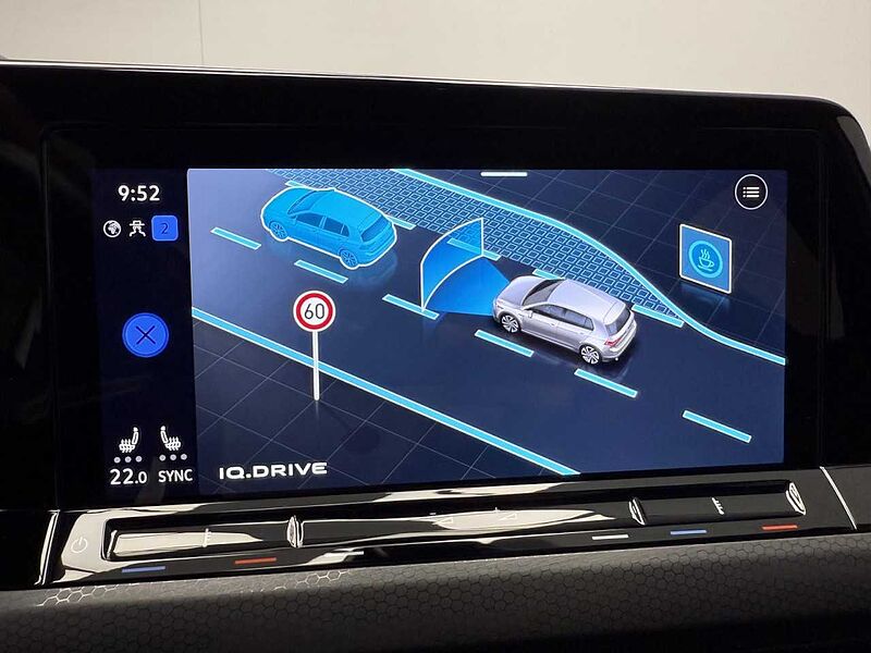 Volkswagen Golf VIII GTI 2.0 TSI DSG Klima Navi