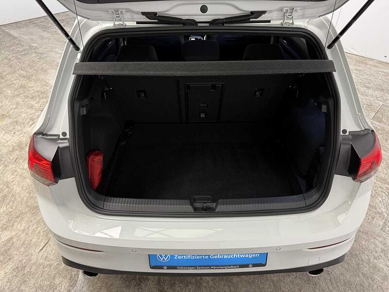 Volkswagen Golf VIII GTI 2.0 TSI DSG Klima Navi