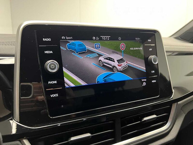 Volkswagen T-Roc 1.5 TSI DSG R-Line Klima Navi