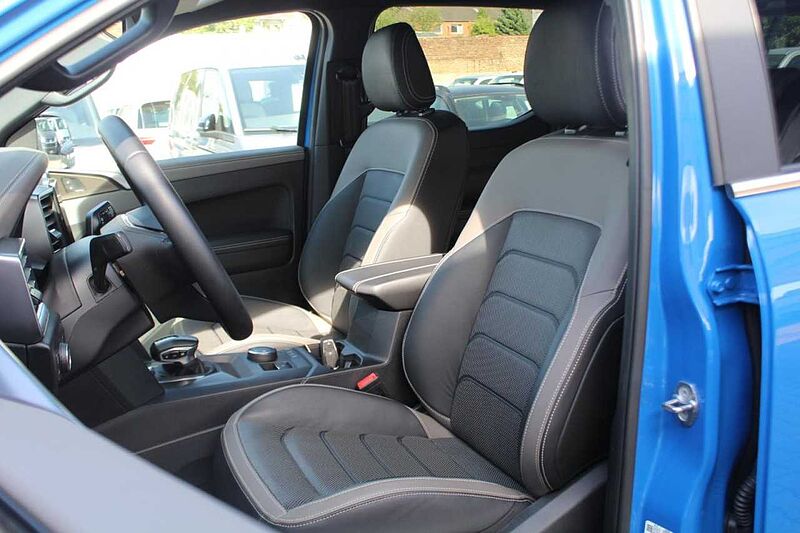 Volkswagen AMAROK STYLE 4MOTION DOKA HARDTOP / AHK / LEDER / STANDHEIZUNG 3.0 TDI 177 kW St