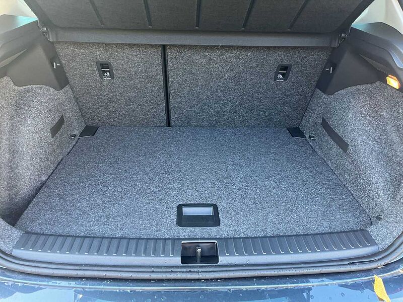 SEAT ARONA ROAD EDITION 1.0 TSI DSG+ACC+RFK+PDC+LED